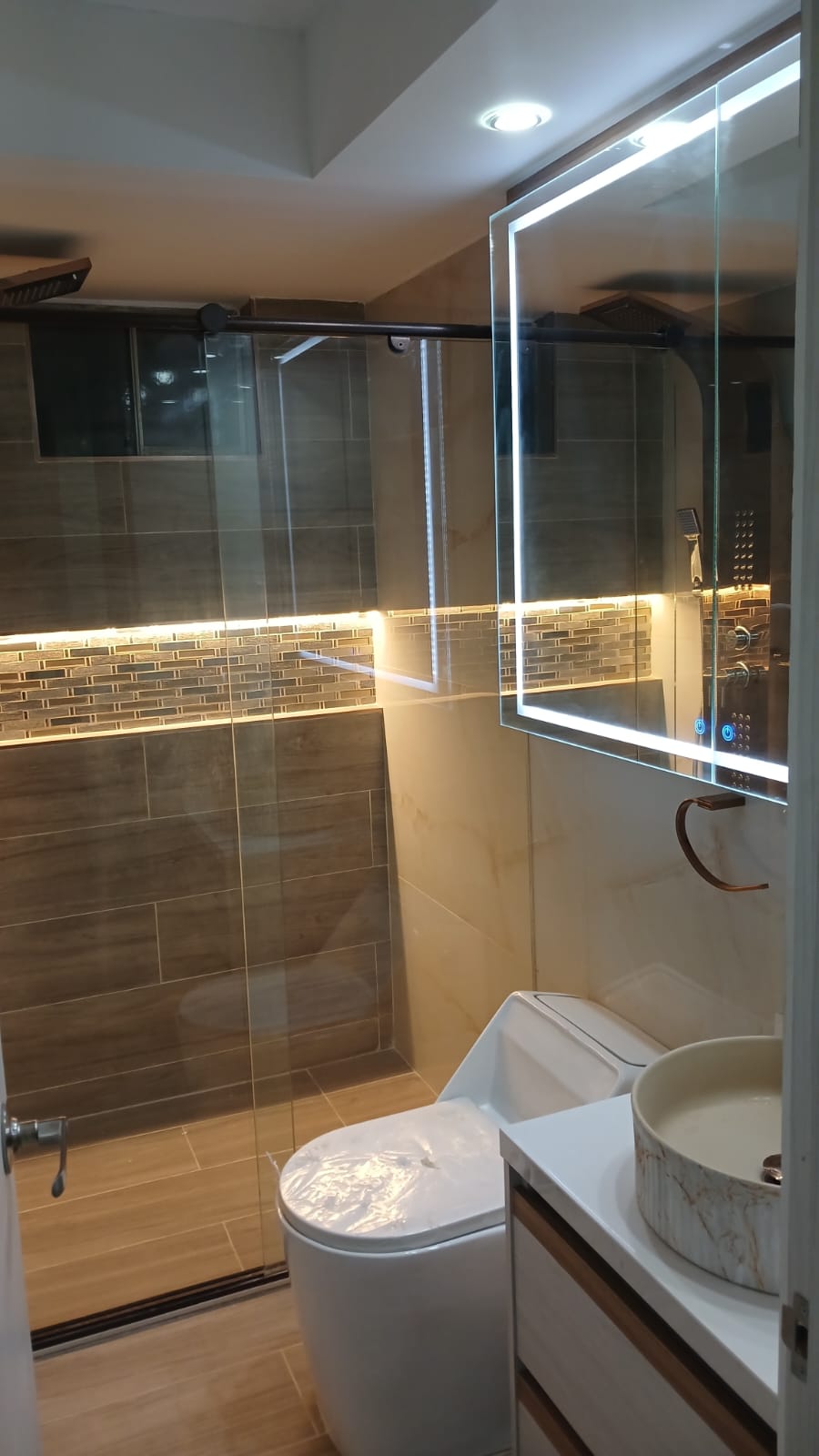 Remodelación de baño - detalles de carpintería